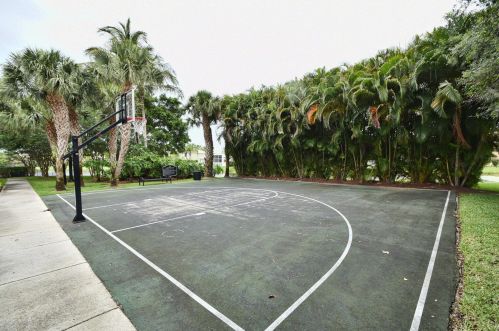 9553 New Waterford Cv, Delray Beach FL  33446-9749 exterior