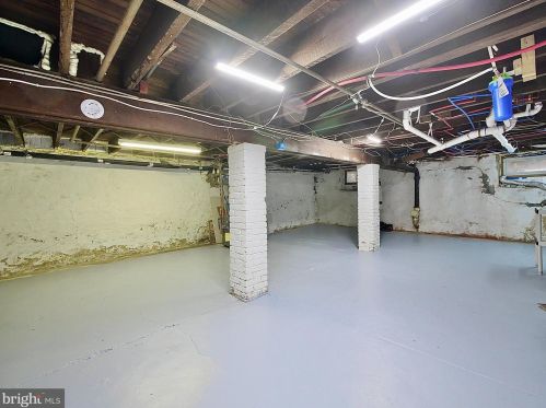 632 10th St, Boothwyn PA 19061-0045 exterior