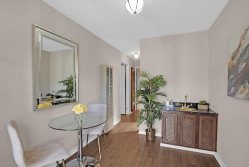 549 Acacia Ave, San Bruno CA  94066-4221 exterior