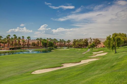 64 Pebble Beach Dr, Rancho Mirage CA  92270-1608 exterior
