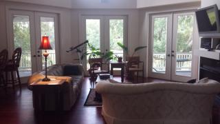118 Berkshire Dr, Charleston SC  29492-7806 exterior