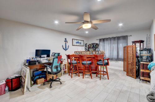 5274 Jog Ln, Delray Beach FL  33484-6621 exterior