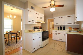 1480 Woodston Rd, Memphis, TN 38117-6843