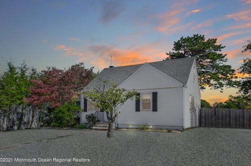 532 Smith Dr, Point Pleasant Beach NJ  08742-5432 exterior