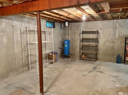 55 Shoddy Mill Rd, Manchester CT  06043-7817 exterior