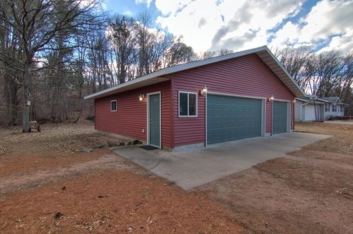 5388 Shore Dr, Eau Claire WI  54703-2073 exterior