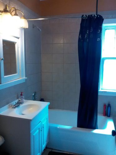 3208 Oakland Ave, Milwaukee WI 53211-3050 exterior