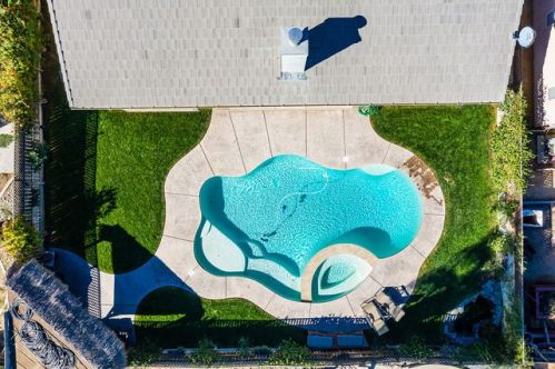 542 Puffin Ln, Lemoore, CA 93245-4945