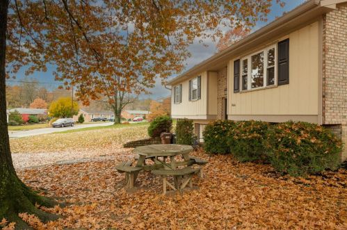 966 Villa Dr, Covington, KY 41017-3774