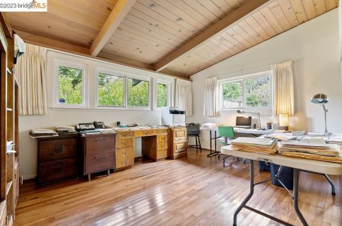 8 Rae Dr, Orinda CA  94563-4360 exterior