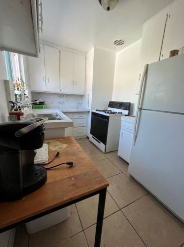 2358 El Segundo Blvd, Compton CA  90222-2202 exterior