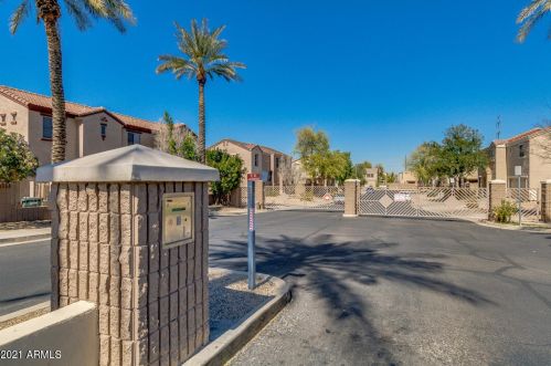 1412 Dunbar Dr, Phoenix AZ 85041-6113 exterior