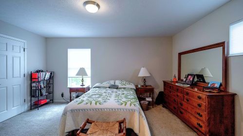 3500 Oakmont Ct, Springfield OH  45502-7207 exterior