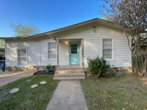 1439 Avenue A, Graham TX  76450-2301 exterior