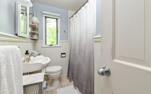 2567 Aldon Dr, Sewickley PA  15143-8612 exterior