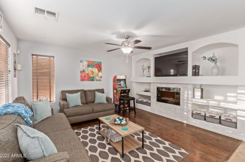 9417 Pioneer St, Tolleson AZ  85353-1504 exterior