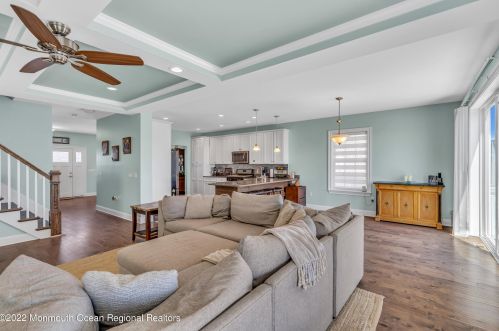 21 Halsey Dr, Bricktown NJ  08723-7510 exterior