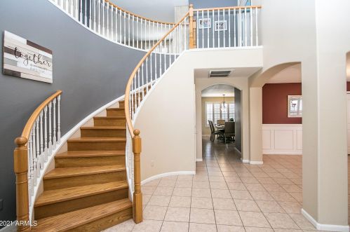 1434 Spur Ave, Gilbert AZ  85296-1946 exterior