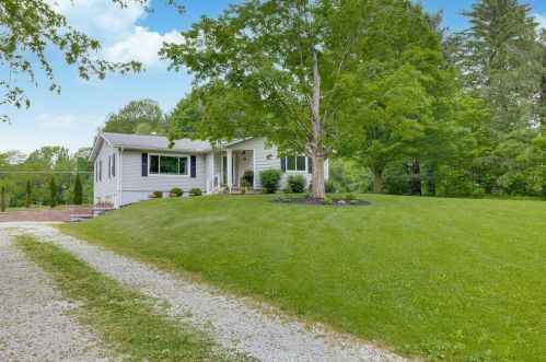 4065 Harlem Rd, Galena, OH 43021-9351