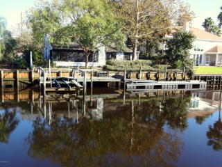 4346 Seabreeze Dr, Jacksonville, FL 32250-2127