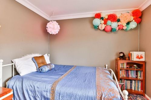 1456 Sapphire Dr, Carlsbad CA 92011-1200 exterior