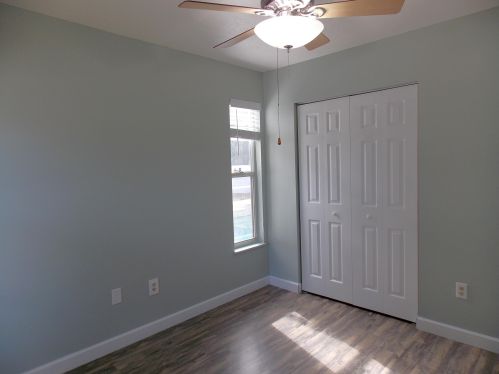 562 Eyerly Ave, Fort Pierce FL  34983-2944 exterior