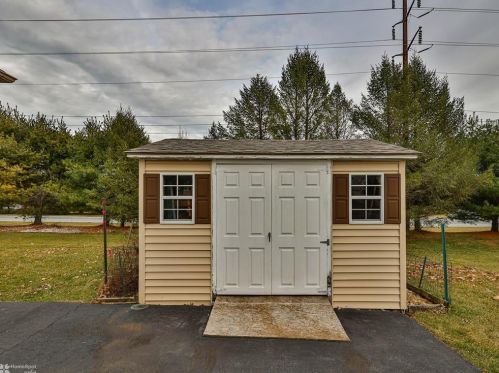 6608 Carmel Dr, Macungie PA  18062-8763 exterior