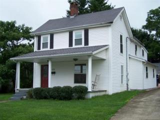 603 Lexington Ave, Versailles, KY 40390-1136