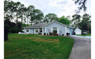 218 Andretti Ave, Sebring, FL 33876-6701