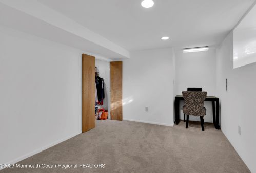 10 Trinity Pl, Jackson Twp NJ  08527-1822 exterior