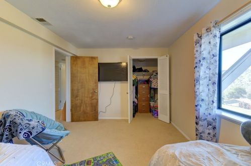 5089 Meadow Lark Ln, Lake Nacimiento CA  93446-4261 exterior