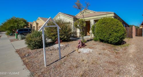 4009 Stony Meadow Dr, Tucson, AZ 85756-3076