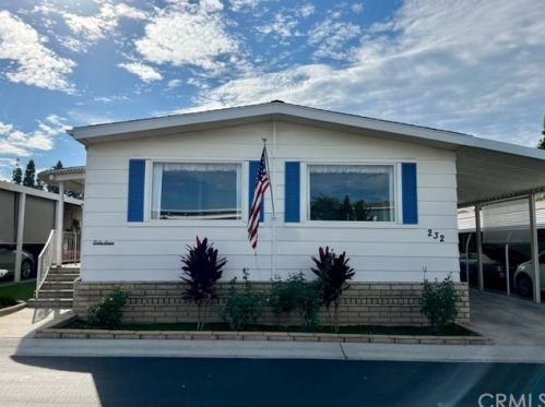 5200 Irvine Blvd, Irvine CA 92620-2013 exterior