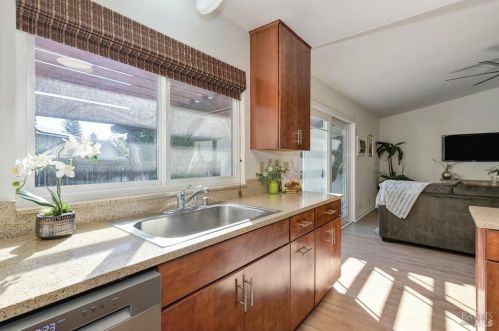 681 Seville Ln, Vacaville CA  95688-2044 exterior