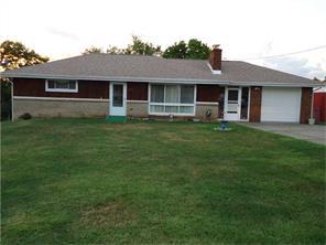 1510 Charlton Heights Rd, Moon Twp, PA 15108-3014