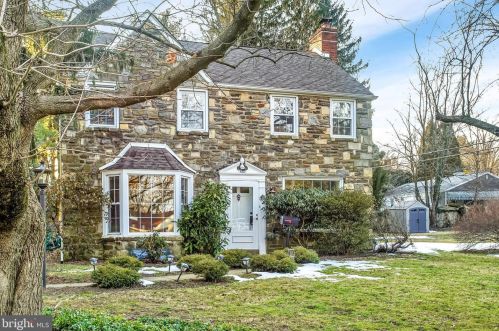 8024 Hammond Rd, Cheltenham, PA 19012-1222
