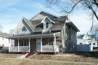 231 3rd St, Riverside, IA 52327-4729