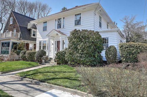 310 Elmgrove Ave, Providence, RI 02906-4252