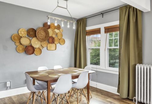 3043 Oakland Ave, Milwaukee WI  53211-3234 exterior