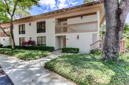 529 Brackenwood Pl, West Palm Beach, FL 33418-9059