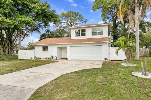 1735 Nevada Ave, Saint Petersburg, FL 33703-3343
