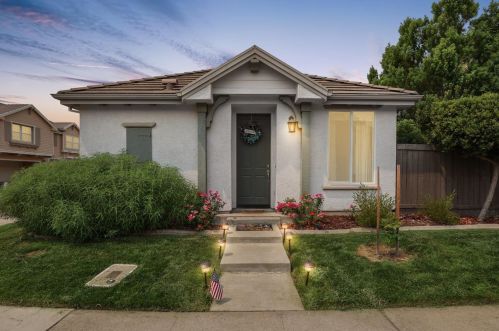 11837 Windham Way, Rancho Cordova CA  95742-8099 exterior