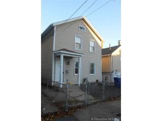140 Linen Ave, Bridgeport CT  06604-3142 exterior