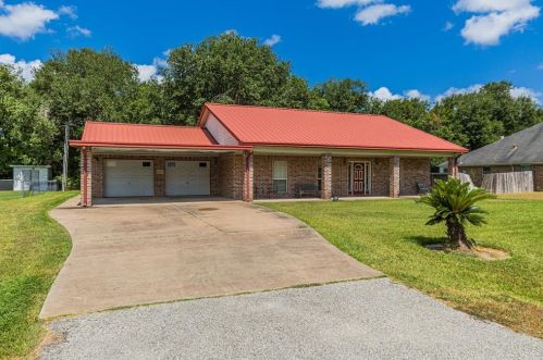 2836 Morenci St, Pearland, TX 77584-1080