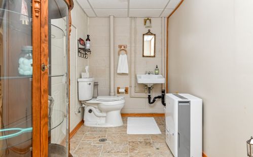 2567 Aldon Dr, Sewickley PA  15143-8612 exterior