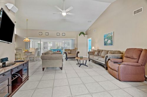 18317 Whitacre Cir, Port Richey FL  34667-5567 exterior