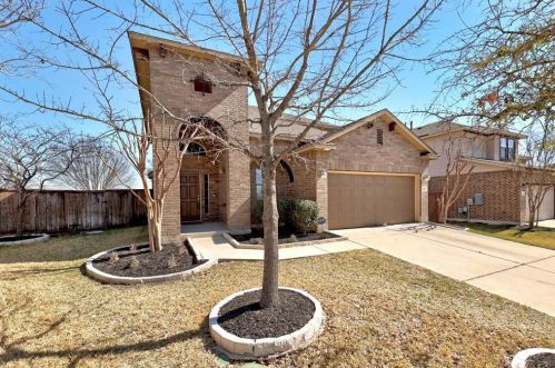 1301 Sunny Meadows Loop, Georgetown TX  78626-7092 exterior