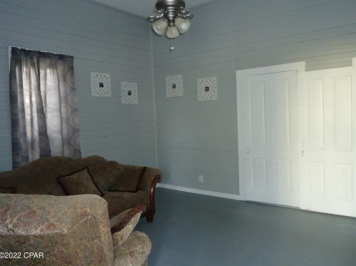 2919 Caledonia St, Marianna FL  32446-3366 exterior