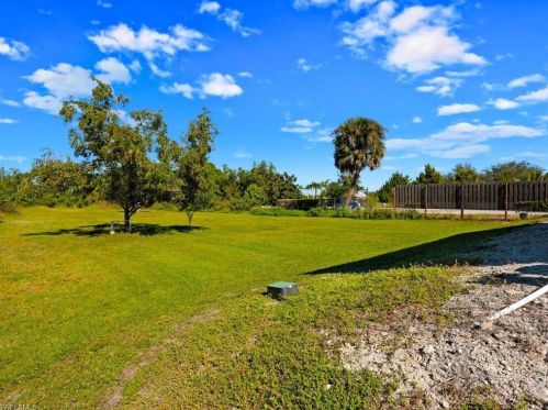 4333 20th Ave, Naples FL  34116-6409 exterior
