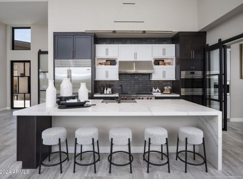 14236 Highland Ave, Scottsdale AZ 85256-2810 exterior